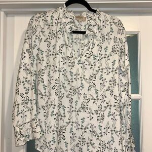 LOFT Cream Ruffled 3/4 Sleeve Blouse